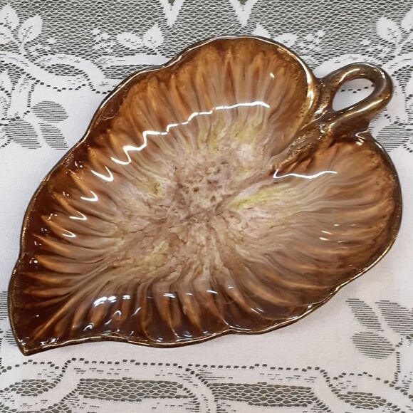 MCM California Pottery leaf shaped vintage dish - Picture 1 of 6